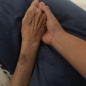 Meet your Posher, Elissa